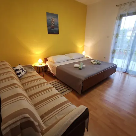 Feruccio Apartament *