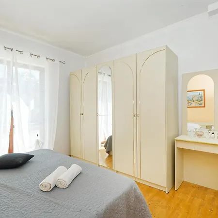 Feruccio By Rent Istria